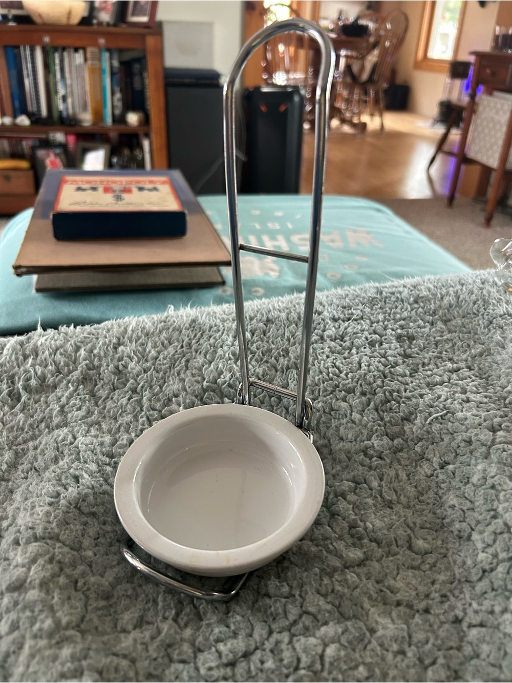 Retired Pampered Chef Vertical Spoon Rest. - Picture 1 of 2